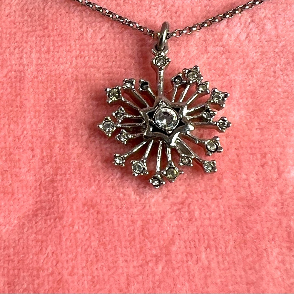 Juicy Couture Limited Edition 2009 Necklace with Snowflake Pendant